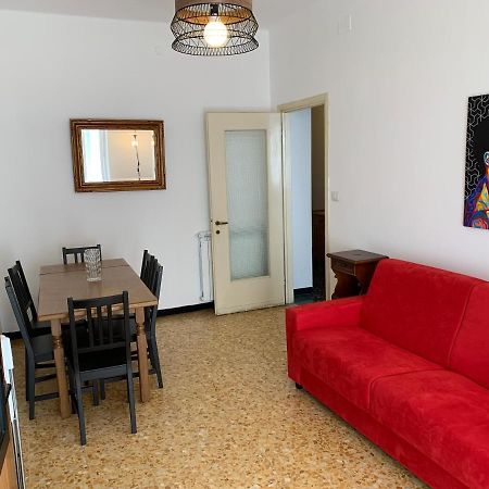 Casa Bianca 2 - confortevole in centro a Moneglia Esterno foto