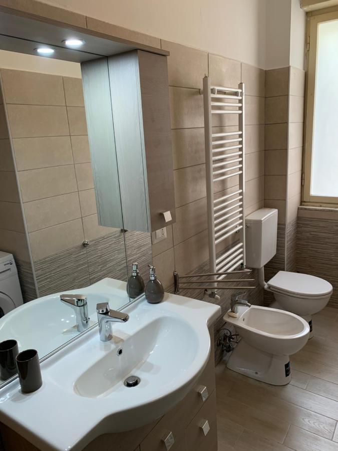 Casa Bianca 2 - confortevole in centro a Moneglia Esterno foto