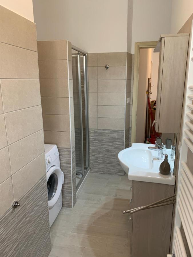Casa Bianca 2 - confortevole in centro a Moneglia Esterno foto