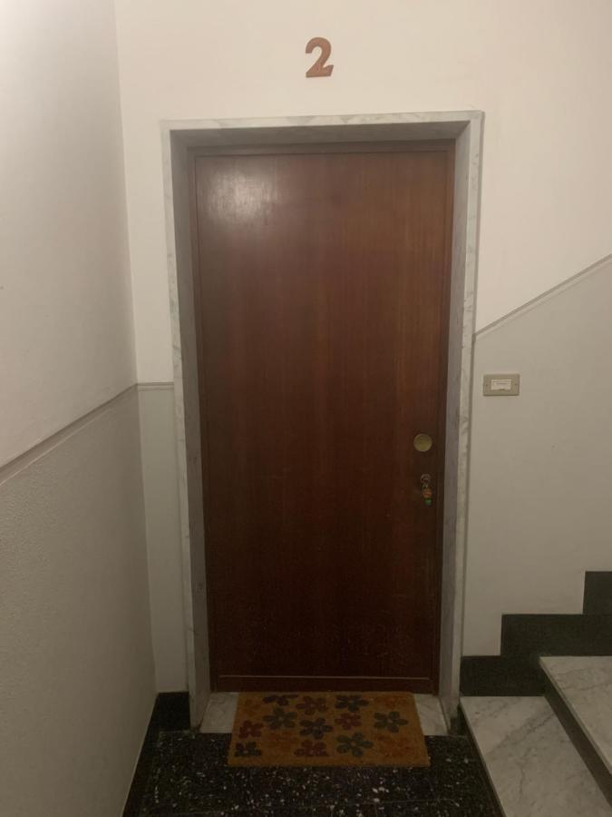 Casa Bianca 2 - confortevole in centro a Moneglia Esterno foto